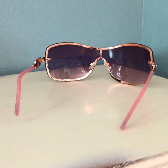 Rose Tinted Shield Sunglasses w crystal accents 🍀 - Picture 6 of 9